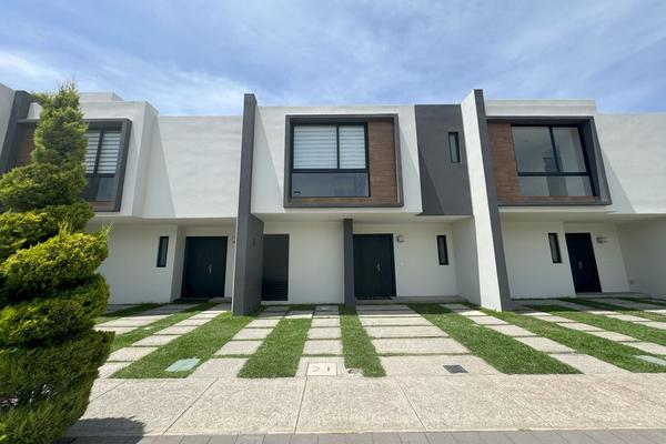 Foto de inmueble en Avenida Arboleda #102, Col. San Mateo Otzacatipan C.P. 50220, Toluca