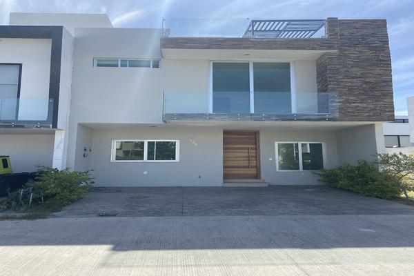 Foto de inmueble en Av arboleda bosques de santa Anita, Col. Arboleda Bosques de Santa Anita C.P. 45645, Tlajomulco de Zúñiga