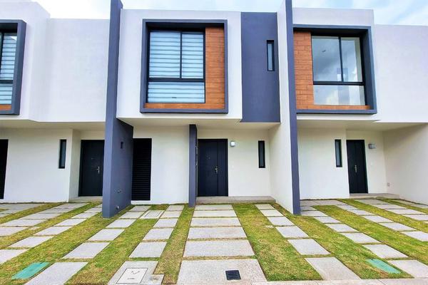 Foto de inmueble en Av. Arboledas, Col. San Mateo Otzacatipan C.P. 50220, Toluca