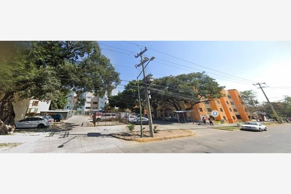 Foto de inmueble en AV ARTESANOS, Col. Oblatos C.P. 44700, Guadalajara