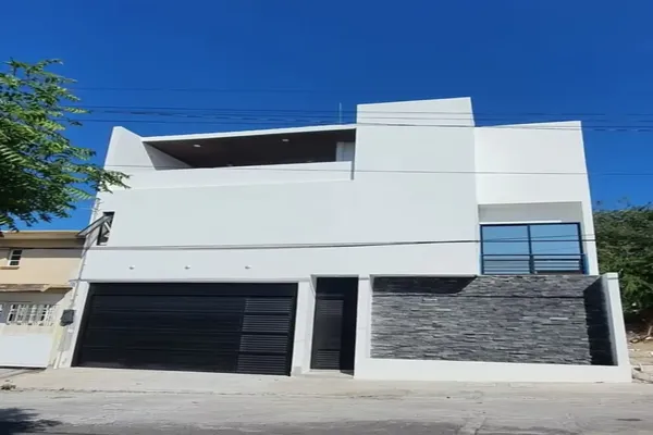 Foto de inmueble en AV, Col. Astilleros de Veracruz C.P. 91800, Veracruz