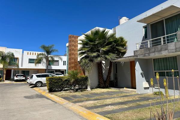 Foto de inmueble en Avenida Aviación Coto Altamira  #3905, Col. San Juan de Ocotan C.P. 45019, Zapopan