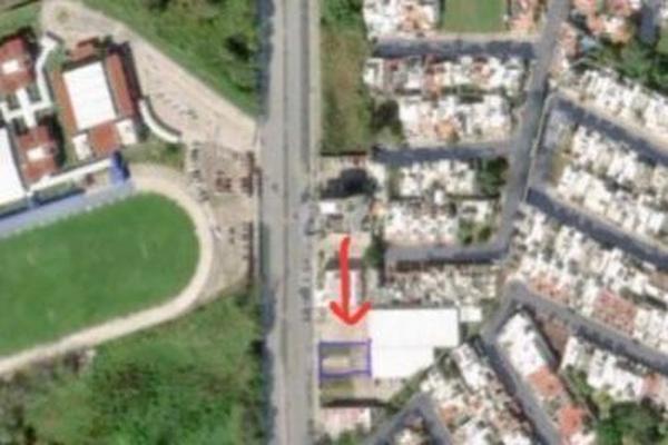 Foto de inmueble en Av. Bicentenario, Col. Club Campestre C.P. 86037, Centro
