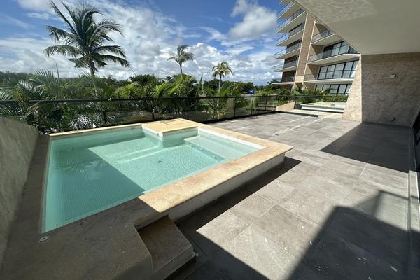 Foto de inmueble en AV BORA BORA, Col. La Chaparrita C.P. 39890, Acapulco de Juárez