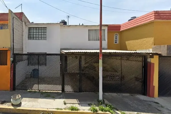 Foto de inmueble en av bosques de ecatepec #4, Col. Villas de Ecatepec C.P. 55056, Ecatepec de Morelos
