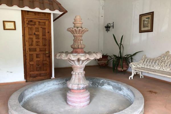 Foto de inmueble en av Burgos #1, Col. Burgos Bugambilias C.P. 62584, Temixco