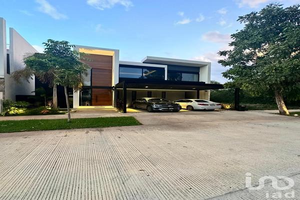 Foto de inmueble en AVENIDA CABO NORTE #109, Col. Cabo Norte C.P. 97305, Mérida