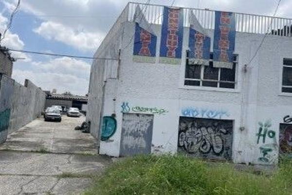 Foto de inmueble en Av. C. Colon, Col. López Portillo C.P. 44960, Guadalajara
