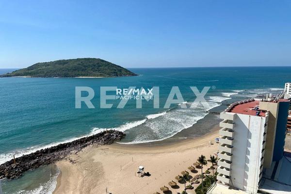 Foto de inmueble en Av camarón sábalo 1309, Torre Eleve Beach Tower condos, departamento 1409 A, Sabalo Country, Col. Sábalo Country Club C.P. 82100, Mazatlán