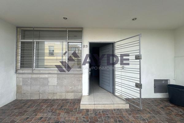 Foto de inmueble en Av. Camino a Bosque de San Isidro, Col. Bosques Del Centinela I C.P. 45187, Zapopan