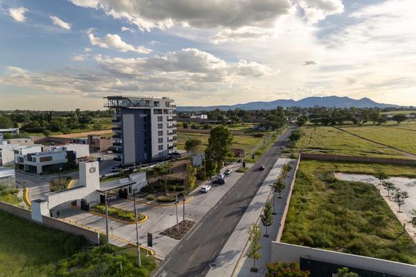 Foto de inmueble en Av. Camino a San Ignacio, Col. Loretta C.P. 20326, Aguascalientes