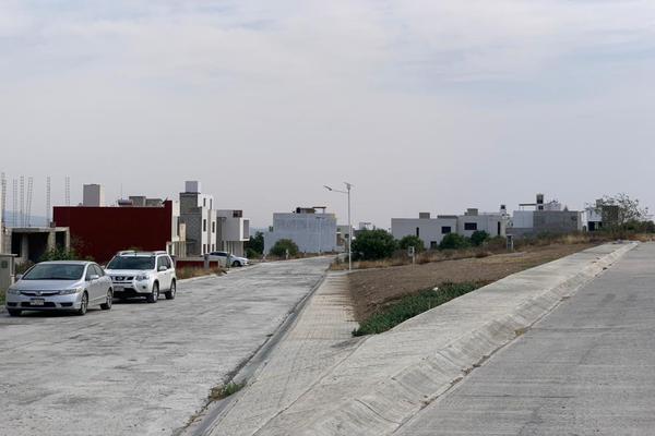 Foto de inmueble en Av. Camino Bosques Real, Col. Privada Camino Real C.P. 42184, Mineral de la Reforma
