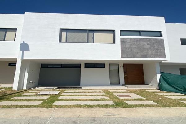 Foto de inmueble en Av. Camino Real a Colima #200, Col. Adamar C.P. 45646, Tlajomulco de Zúñiga