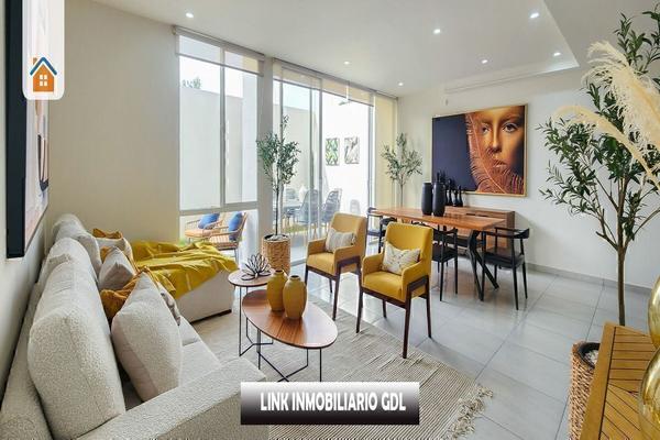 Foto de inmueble en Av. Camino Real a Colima, Col. Nueva Galicia Residencial C.P. 45645, Tlajomulco de Zúñiga