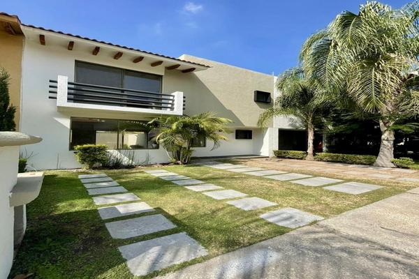 Foto de inmueble en Av. Camino Real a Colima, Col. San Agustin C.P. 45645, Tlajomulco de Zúñiga