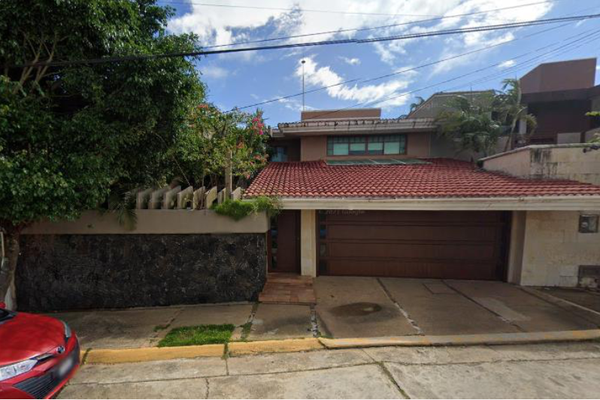 Foto de inmueble en Avenida Campeche, Col. Petrolera C.P. 96500, Coatzacoalcos
