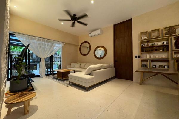 Foto de inmueble en av central, Col. Aldea Zama C.P. 77760, Tulum