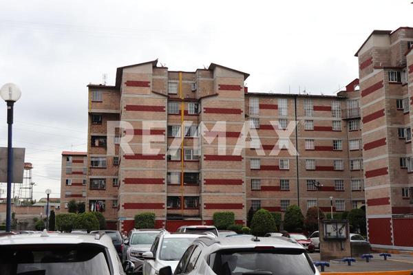 Foto de inmueble en Av. Central, Col. San Pedro de los Pinos C.P. 01180, Álvaro Obregón