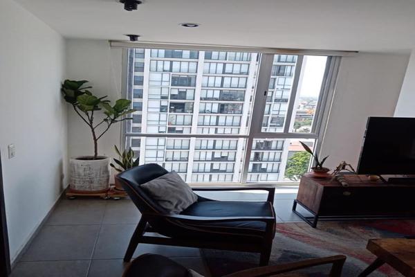 Foto de inmueble en AV CHAPULTEPEC, Col. Arcos Vallarta C.P. 44130, Guadalajara