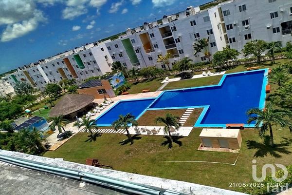 Foto de inmueble en Av. Chetumal #359, Col. Galaxia las Torres C.P. 77518, Benito Juárez