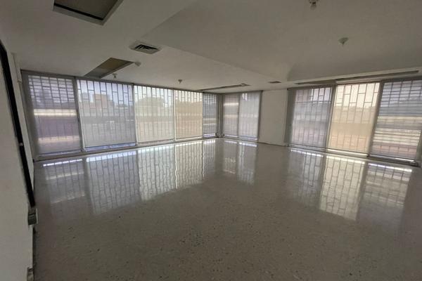 Foto de inmueble en Avenida Circunvalación Agustín Yáñez #2360, Col. Obrera Centro C.P. 44140, Guadalajara