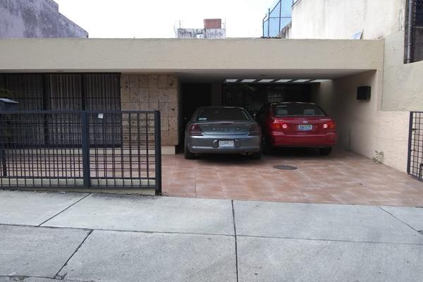 Foto de inmueble en Avenida Circunvalación, Col. Jardines del Country C.P. 44210, Guadalajara