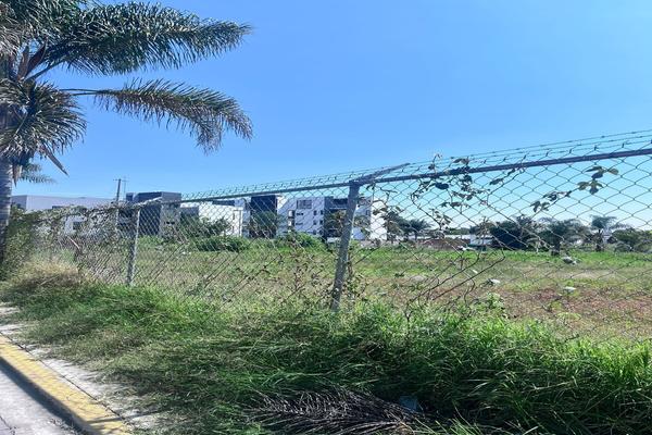 Foto de inmueble en av ciudad Serdán, Col. San Francisco Acatepec C.P. 72846, San Andrés Cholula
