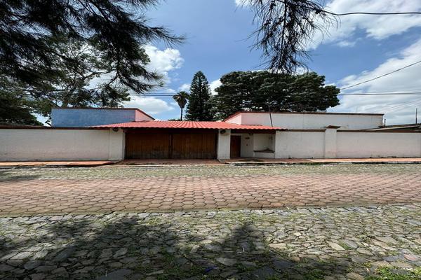 Foto de inmueble en Av Compositores, Col. Campestre los Pinos C.P. 45239, Zapopan