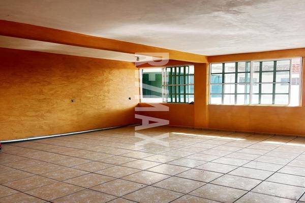 Foto de inmueble en Avenida constitución, Col. Coyotepec C.P. 54660, Coyotepec
