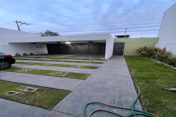 Foto de inmueble en Av. Cordillera Arkan, Col. Lomas 2a Sección C.P. 78210, San Luis Potosí