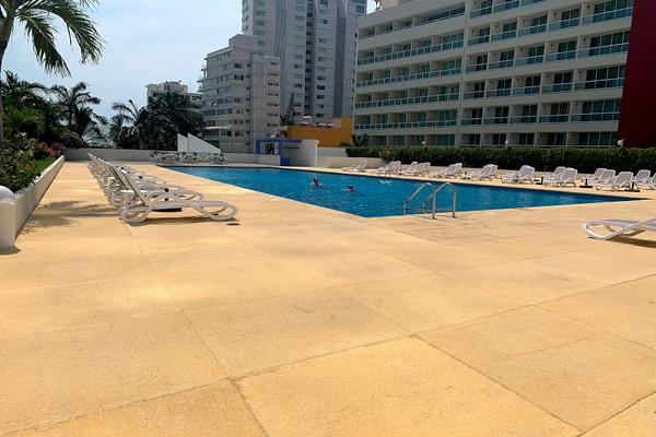 Foto de inmueble en Av. costera, Col. Miguel Alemán C.P. 39580, Acapulco de Juárez