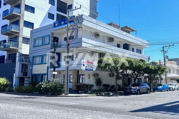 Foto de inmueble en Av. Cruz Lizarraga, Col. Ferrocarrilera C.P. 82013, Mazatlán