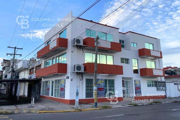 Foto de inmueble en Av. Cuauhtémoc #1551, Col. Cristóbal Colón C.P. 91755, Veracruz
