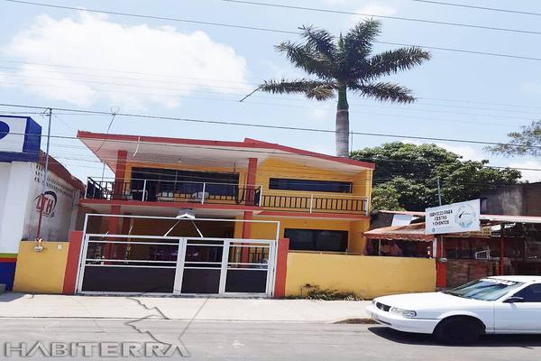 Foto de inmueble en AVENIDA CUAUHTEMOC, Col. INFONAVIT CTM C.P. 92870, Tuxpan