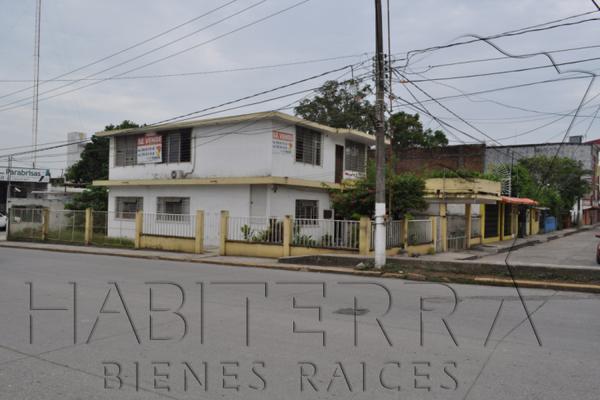 Foto de inmueble en AVENIDA CUAUHTEMOC, Col. Túxpam de Rodríguez Cano Centro C.P. 92800, Tuxpan