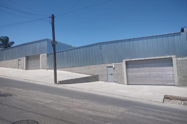 Foto de inmueble en Av. Cuchuma, Col. Camino Verde (Cañada Verde) C.P. 22190, Tijuana
