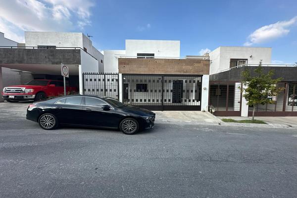Foto de inmueble en AV. CUMBRES DEL SOL, Col. Cumbres del Sol C.P. 64349, Monterrey