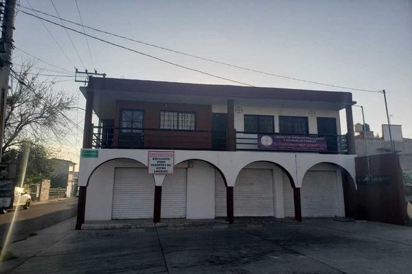 Foto de inmueble en AV. DE LA CASCADA, Col. Satélite C.P. 76110, Querétaro