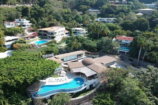 Foto de inmueble en Av. de la Concha, Col. Las Brisas C.P. 39867, Acapulco de Juárez