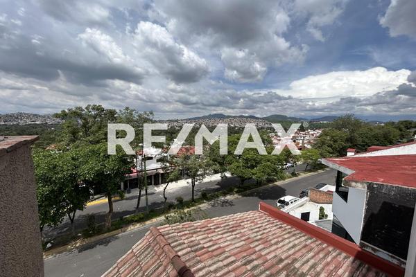 Foto de inmueble en AV. DE LA IGLESIA, Col. Mayorazgos del Bosque C.P. 52957, Atizapán de Zaragoza