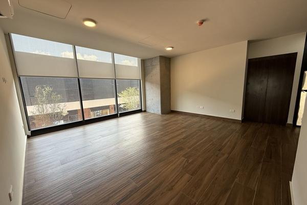 Foto de inmueble en Av. de la Juventud, Col. Cuauhtémoc C.P. 66450, San Nicolás de los Garza