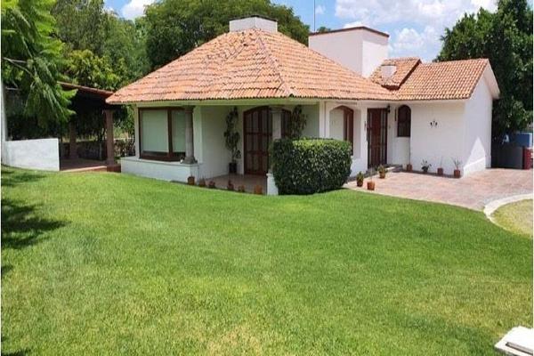 Foto de inmueble en Av de la Rica, Col. Villas del Mesón C.P. 76226, Querétaro