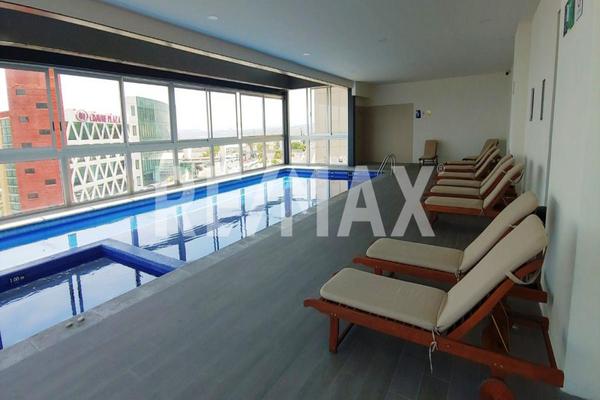 Foto de inmueble en Avenida de la Salvación, Col. Balcones Coloniales C.P. 76140, Querétaro
