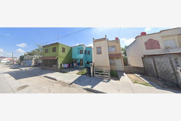 Foto de inmueble en AV DE LAS FLORES, Col. Paseo de Las Flores C.P. 88799, Reynosa