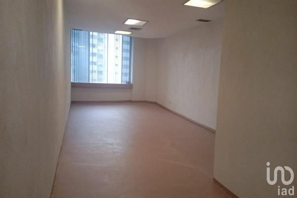 Foto de inmueble en Ave. de las Fuentes #87, Col. Lomas de Tecamachalco C.P. 53950, Naucalpan de Juárez