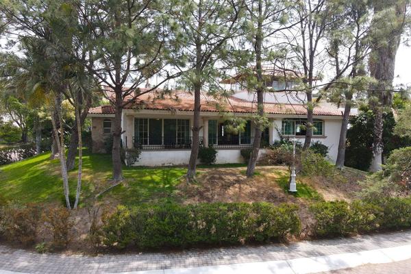 Foto de inmueble en Av. de las palmas, Col. Villa Coral C.P. 45169, Zapopan