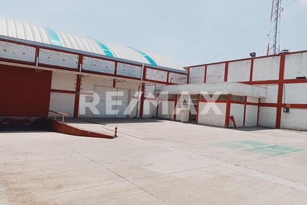 Foto de inmueble en Avenida de las Partidas, Col. Ejidal Emiliano Zapata C.P. 52004, Lerma