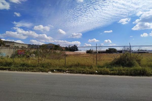 Foto de inmueble en Avenida de las Rosas, Col. Jauja C.P. 45428, Tonalá