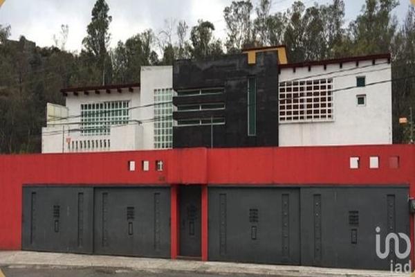 Foto de inmueble en Av. de los Arcos #568, Col. Vista del Valle Sección Bosques C.P. 53296, Naucalpan de Juárez