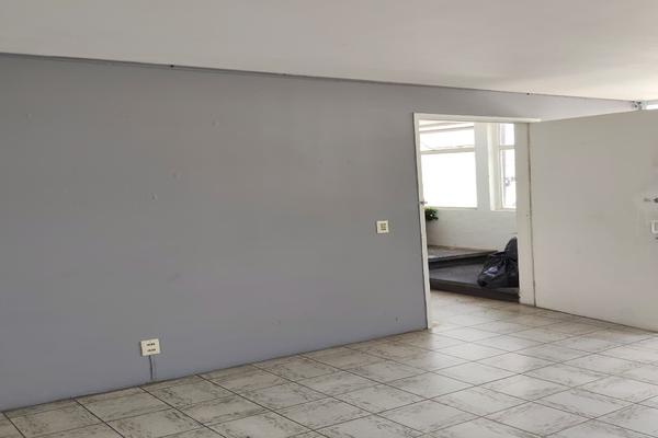 Foto de inmueble en Av de los arcos., Col. Jardines del Bosque Centro C.P. 44520, Guadalajara